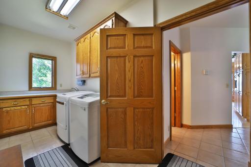 10124 Timberwolf Trail, Kabetogama, MN 56669