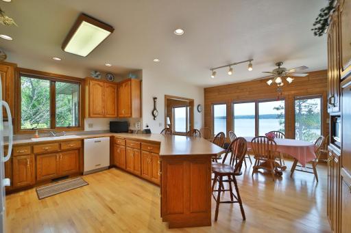10124 Timberwolf Trail, Kabetogama, MN 56669