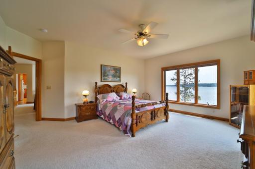 10124 Timberwolf Trail, Kabetogama, MN 56669