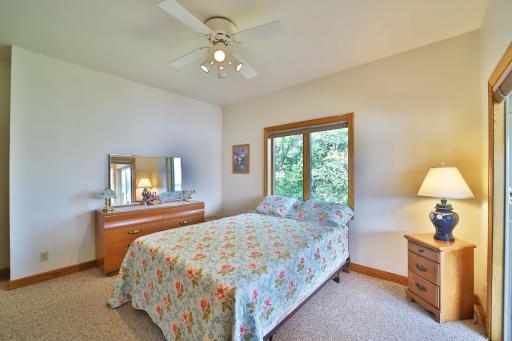 10124 Timberwolf Trail, Kabetogama, MN 56669