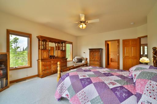10124 Timberwolf Trail, Kabetogama, MN 56669