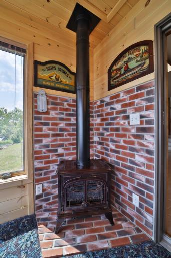 10124 Timberwolf Trail, Kabetogama, MN 56669
