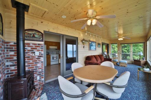 10124 Timberwolf Trail, Kabetogama, MN 56669