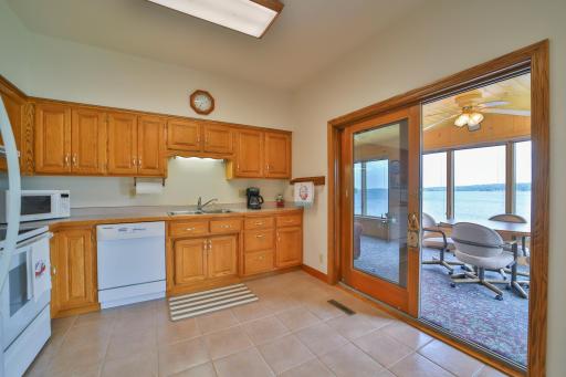 10124 Timberwolf Trail, Kabetogama, MN 56669