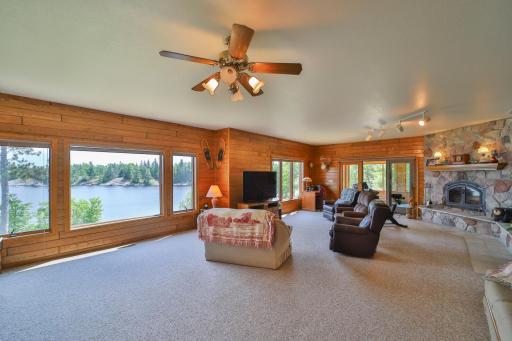 10124 Timberwolf Trail, Kabetogama, MN 56669