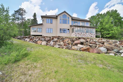 10124 Timberwolf Trail, Kabetogama, MN 56669