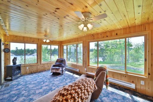 10124 Timberwolf Trail, Kabetogama, MN 56669