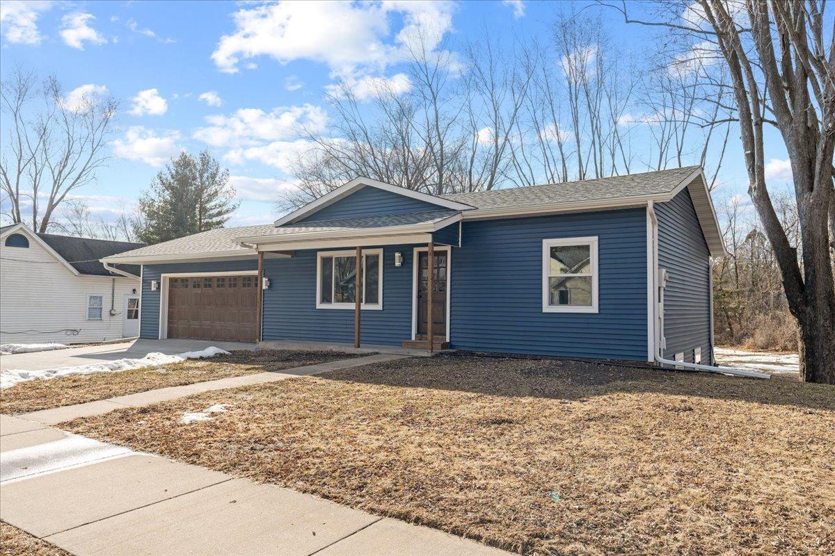 Adorable front porch
