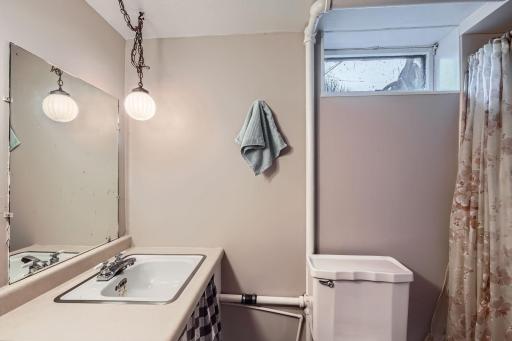 9525 5th Avenue S, Minneapolis, MN 55420
