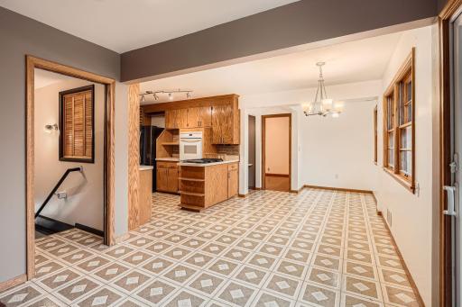 9525 5th Avenue S, Minneapolis, MN 55420