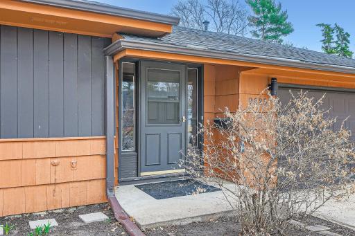 9525 5th Avenue S, Minneapolis, MN 55420