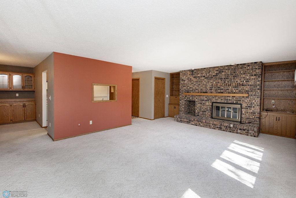 Living Room + Electric FP