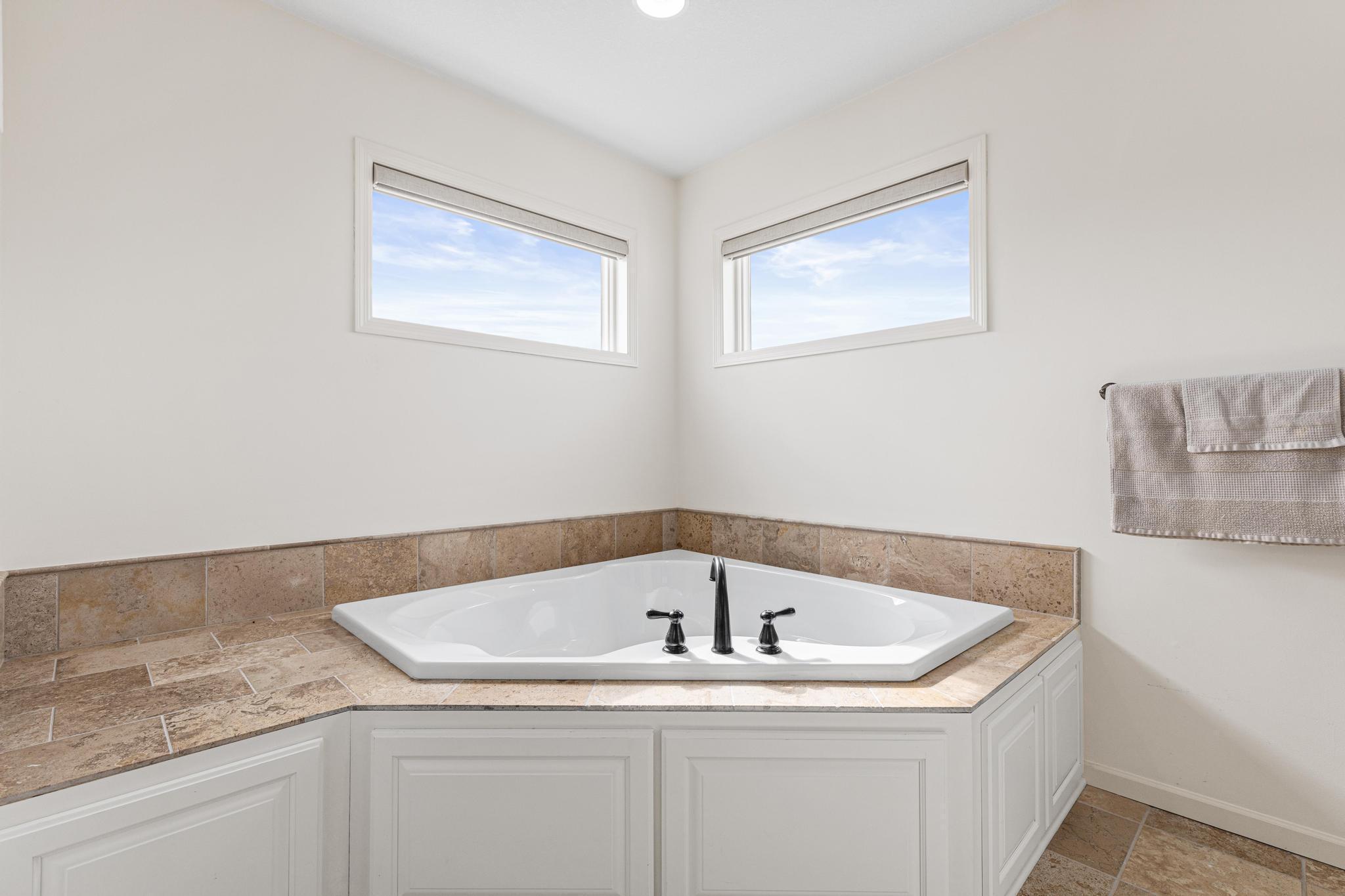 Owner's Jetted Tub br #3