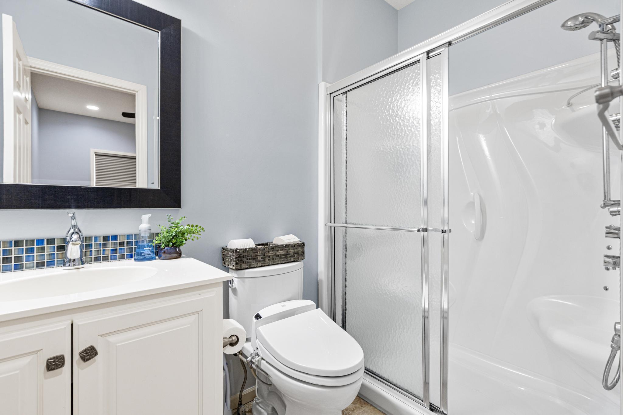 Upper Level Spa Shower with multiple heads and heat br #4