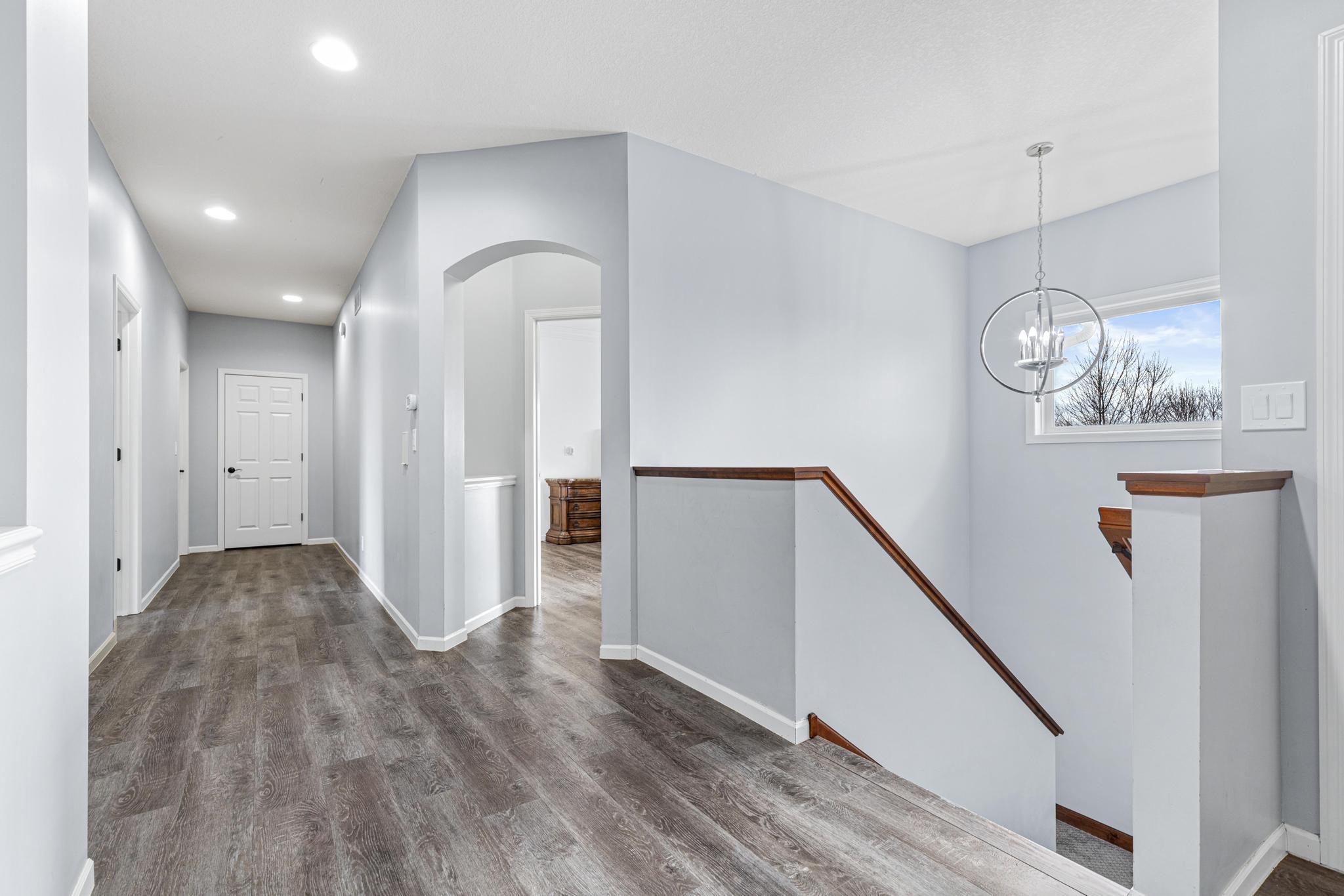 UL laundry and 3 bedrooms 3 baths