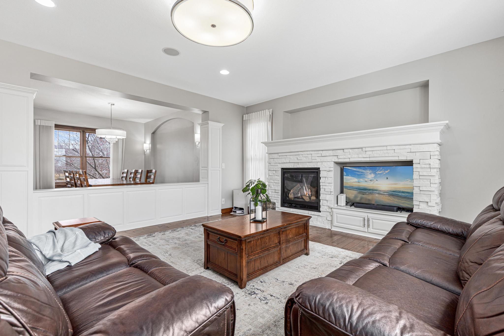 Gathering area open floor plan