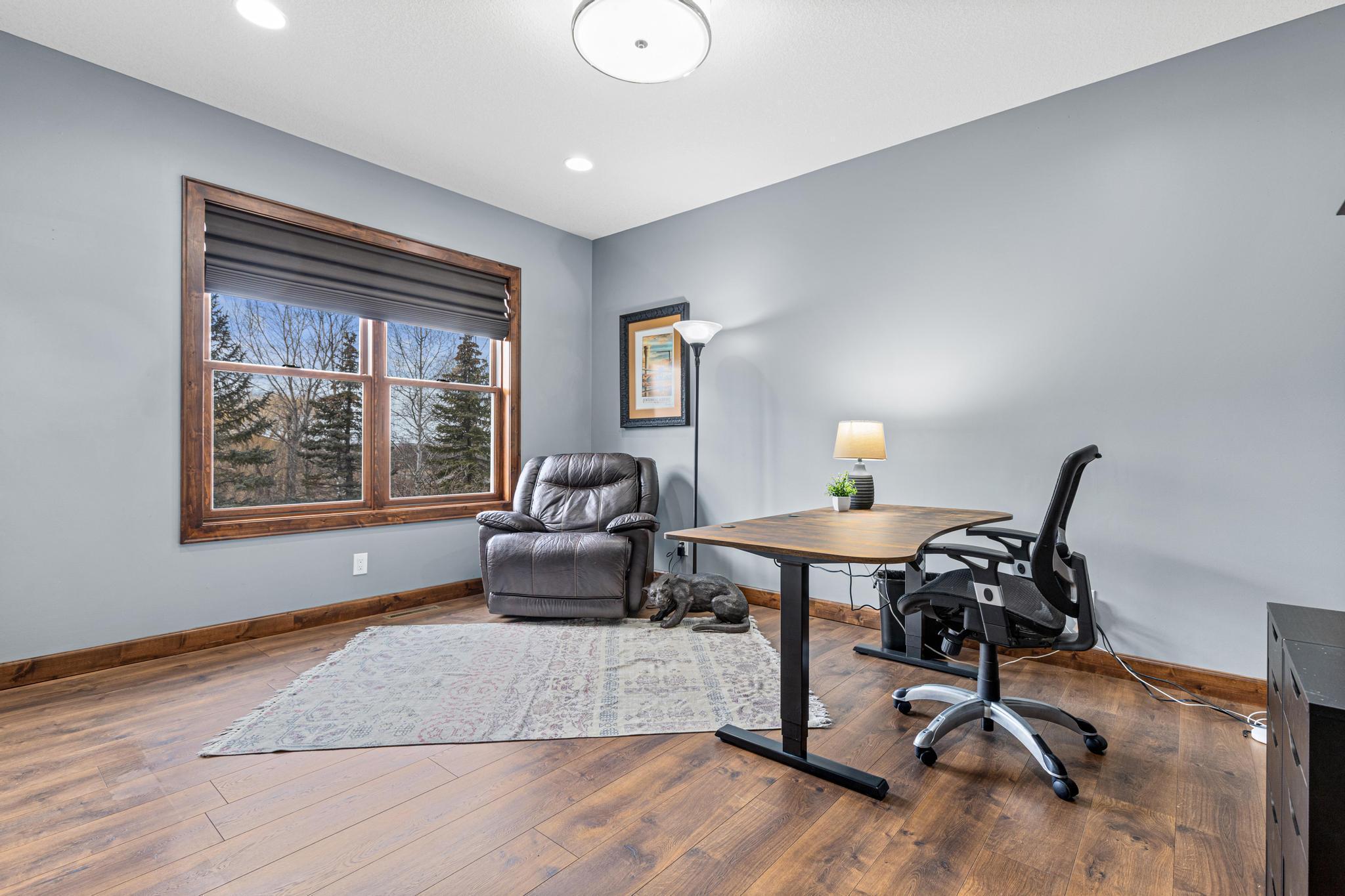 Office/7th bedroom ML