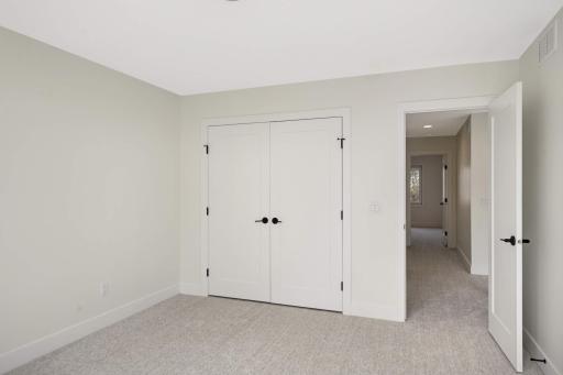 6100 Halifax Avenue S, Edina, MN 55424