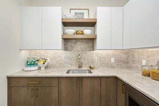 6100 Halifax Avenue S, Edina, MN 55424