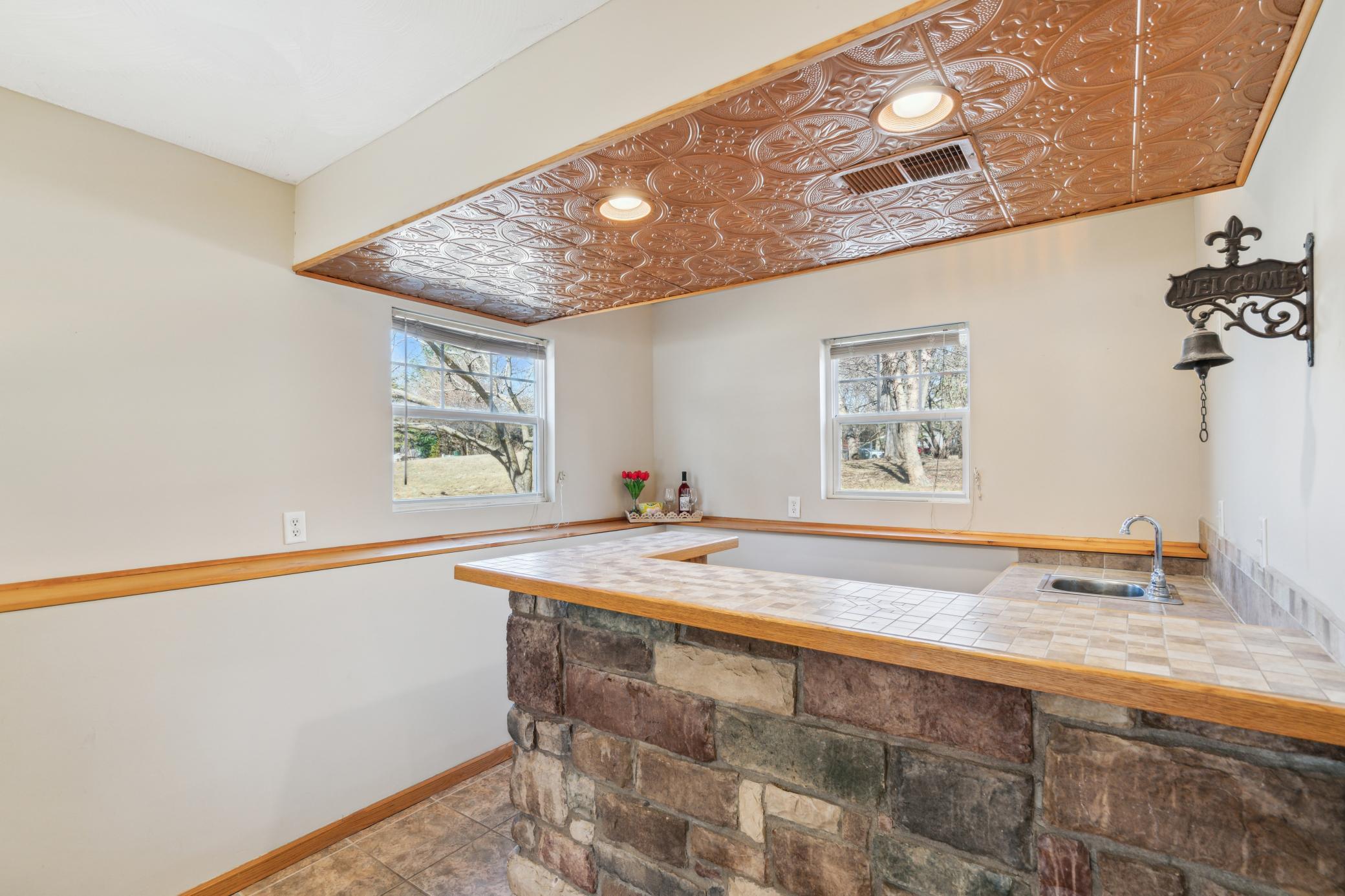 Family Room Wet Bar