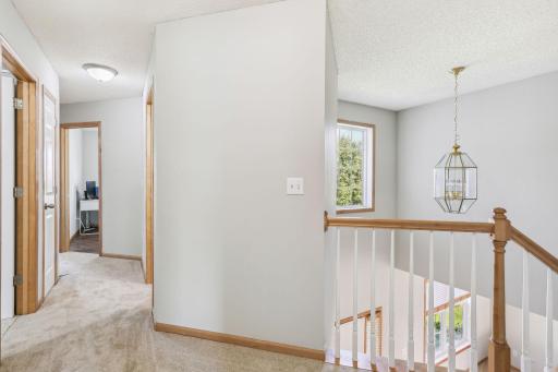 732 Lake Ridge Drive, Saint Paul, MN 55129
