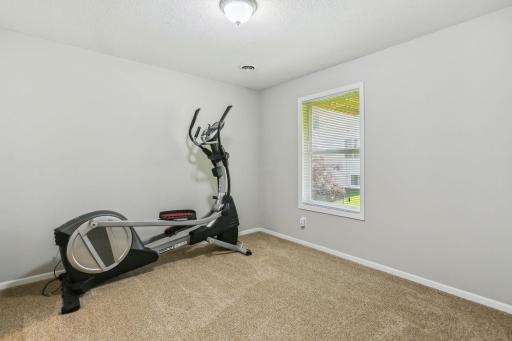 732 Lake Ridge Drive, Saint Paul, MN 55129