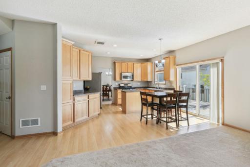 732 Lake Ridge Drive, Saint Paul, MN 55129