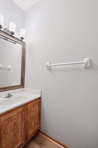 8494 Cortland Road, Eden Prairie, MN 55344