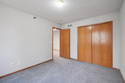 8494 Cortland Road, Eden Prairie, MN 55344