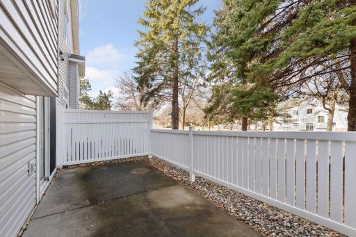 8494 Cortland Road, Eden Prairie, MN 55344