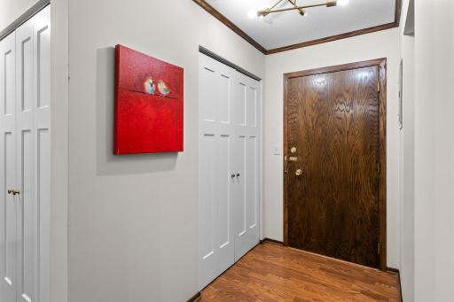 456 Summit Avenue, 201, Saint Paul, MN 55102