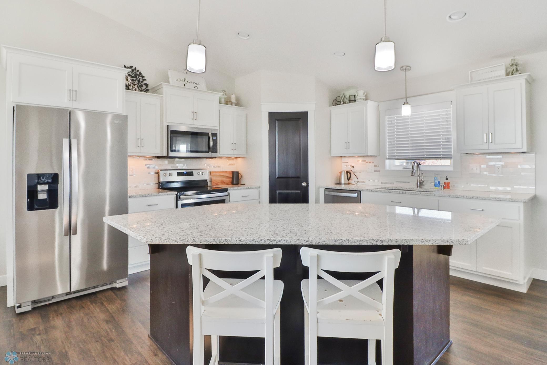 Kitchen_undercabinet lights1_1.JPG