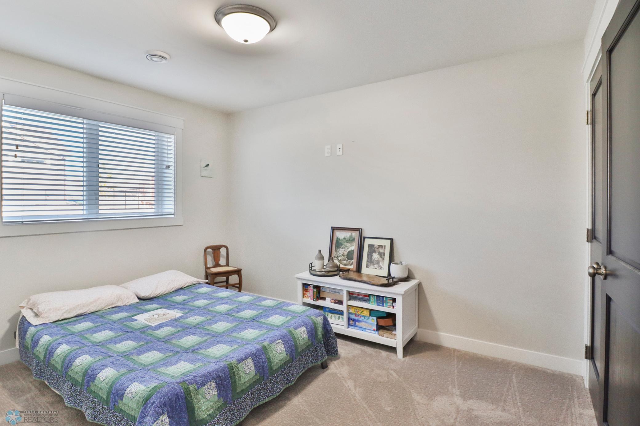 Basement Bedroom1_1.JPG