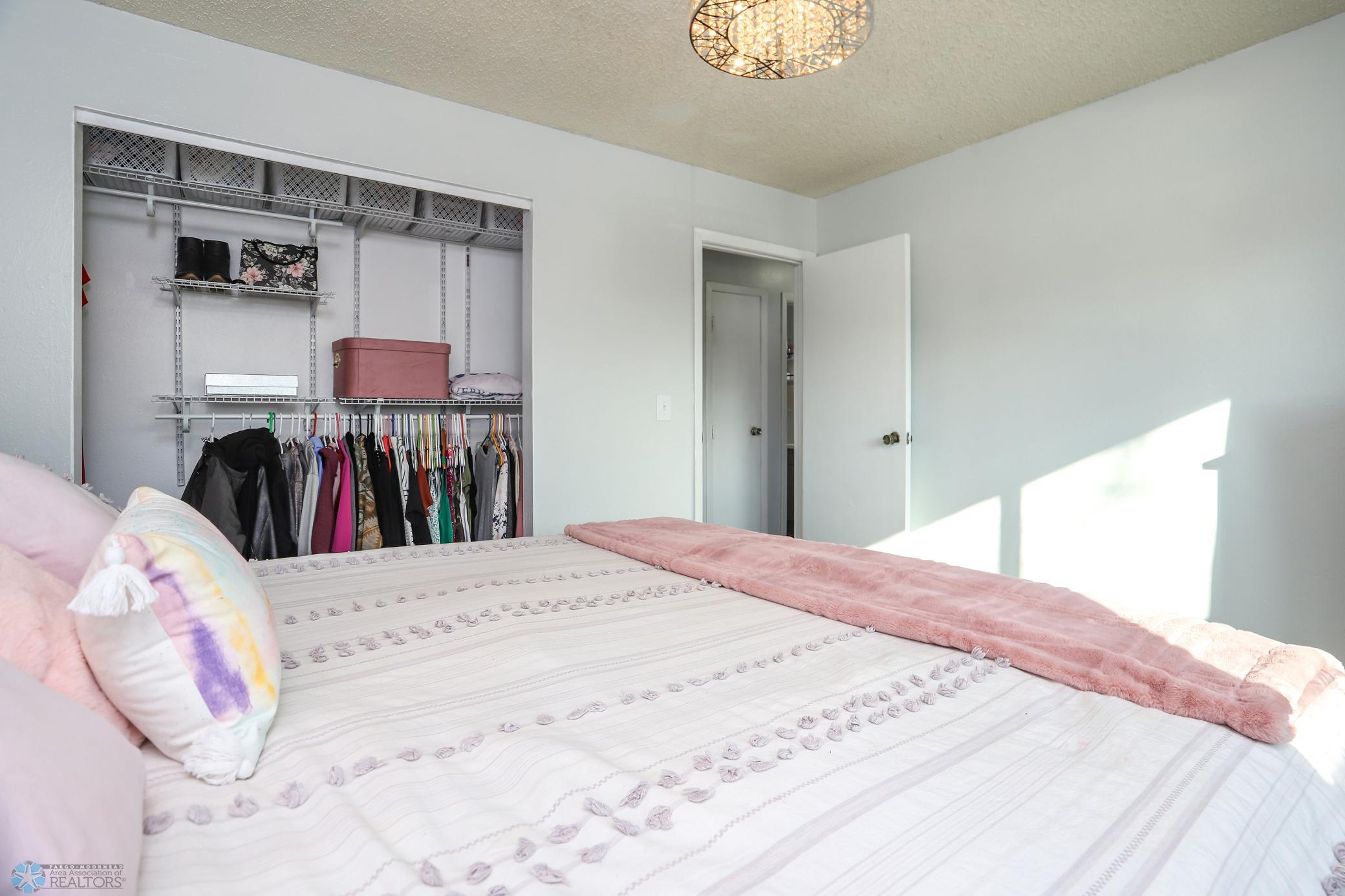 Primary Bedroom.jpg