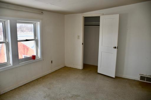 601 1st Street S, Karlstad, MN 56732