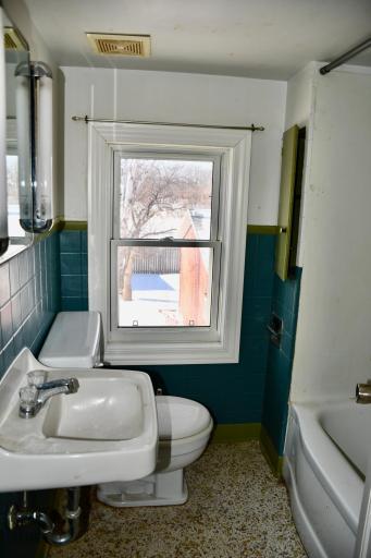 601 1st Street S, Karlstad, MN 56732