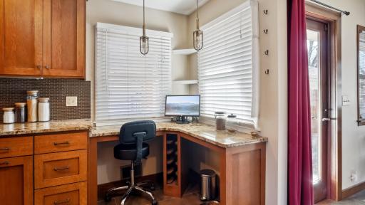 flex space in kitchen