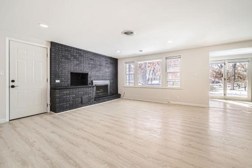 15650 Fish Point Road SE, Prior Lake, MN 55372