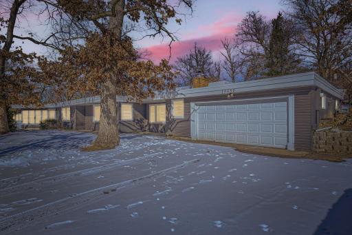15650 Fish Point Rd - Web Quality - 010 - 01 Exterior Front.jpg