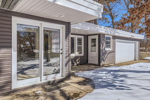 15650 Fish Point Rd - Web Quality - 012 - 03 Exterior Front Entry.jpg