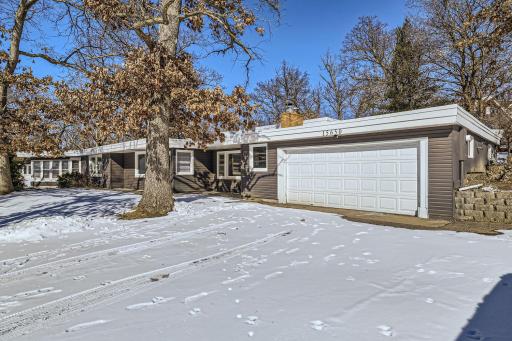 15650 Fish Point Rd - Web Quality - 005 - 01 Exterior Front-2.jpg