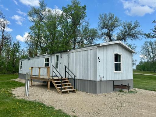 28714 County Road 112, Roseau, MN 56751