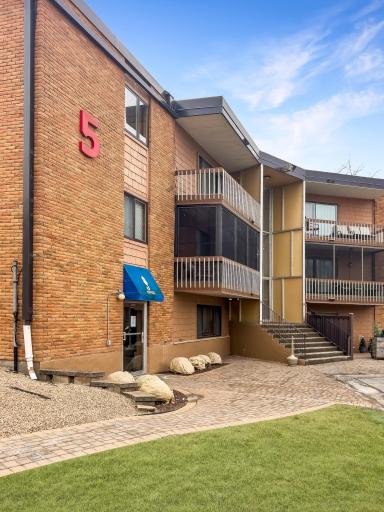 5440 Three Points Boulevard, 513, Mound, MN 55364