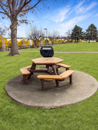 5440 Three Points Boulevard, 513, Mound, MN 55364