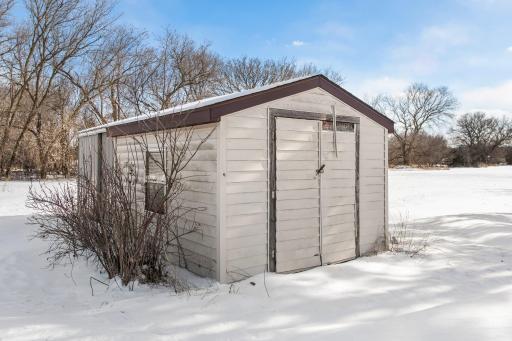 8-web-or-mls-742 Simmon Dr-24.jpg