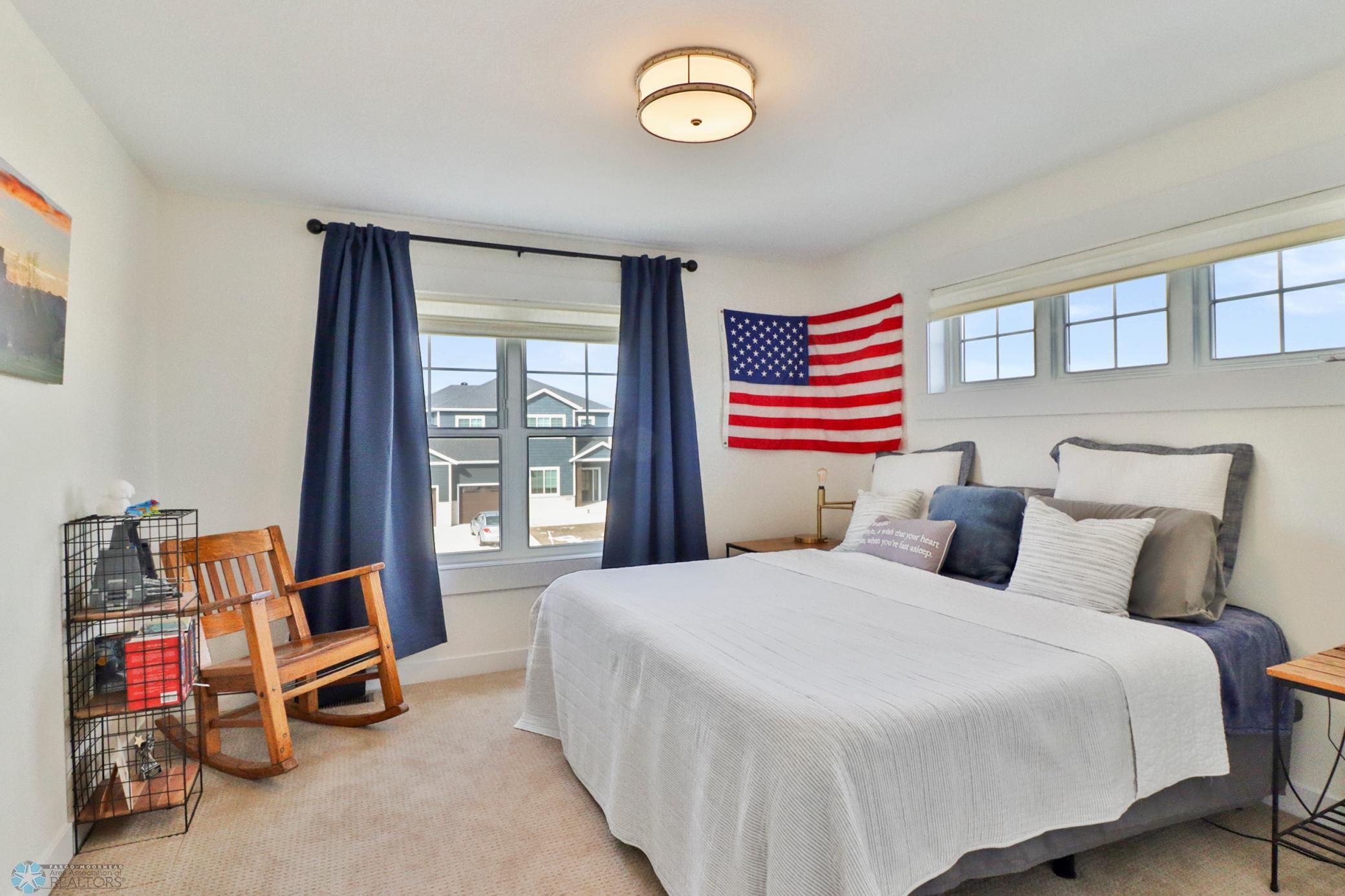 Upstairs Bedroom2_1.JPG