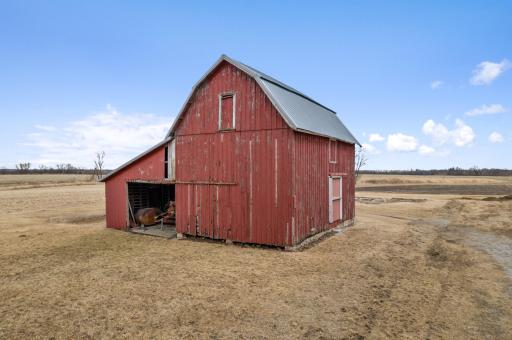 25954 County Road 15, Winona, MN 55987