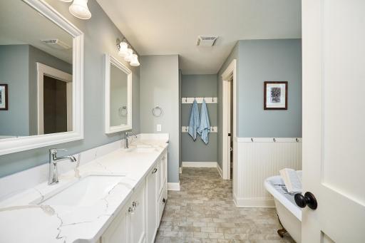1187 Gabriel Court, Chaska, MN 55318