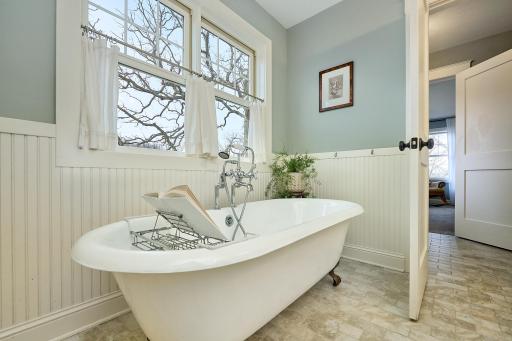 1187 Gabriel Court, Chaska, MN 55318