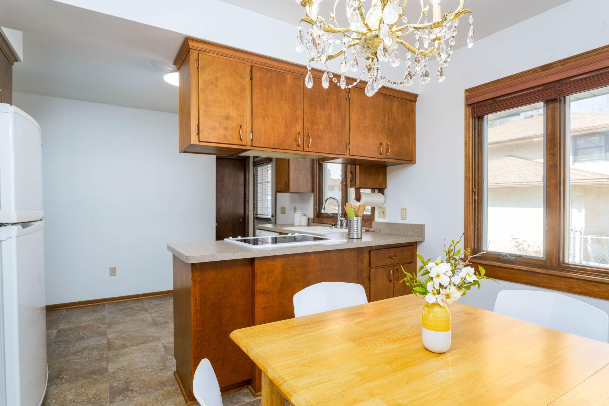6-web-or-mls-457_Emerson-9.jpg